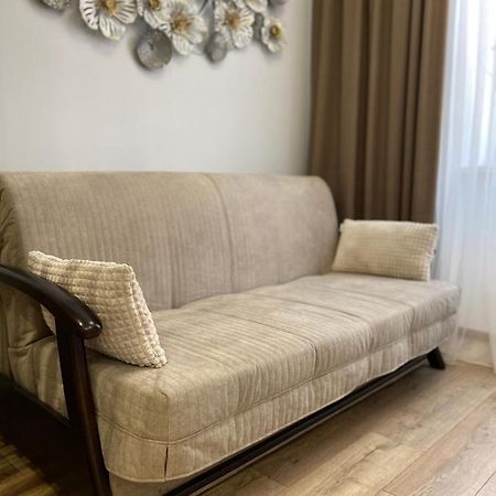 Homelike Apartment Lviv Ngoại thất bức ảnh