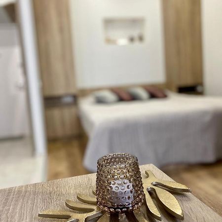 Homelike Apartment Lviv Ngoại thất bức ảnh